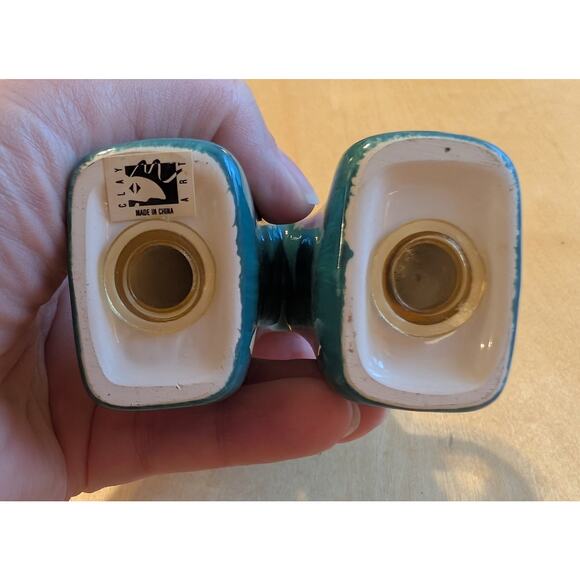 🎃Vintage Rare Gumby and Pokey Ceramic Salt and Pepper Shakers - Picture 4 of 5